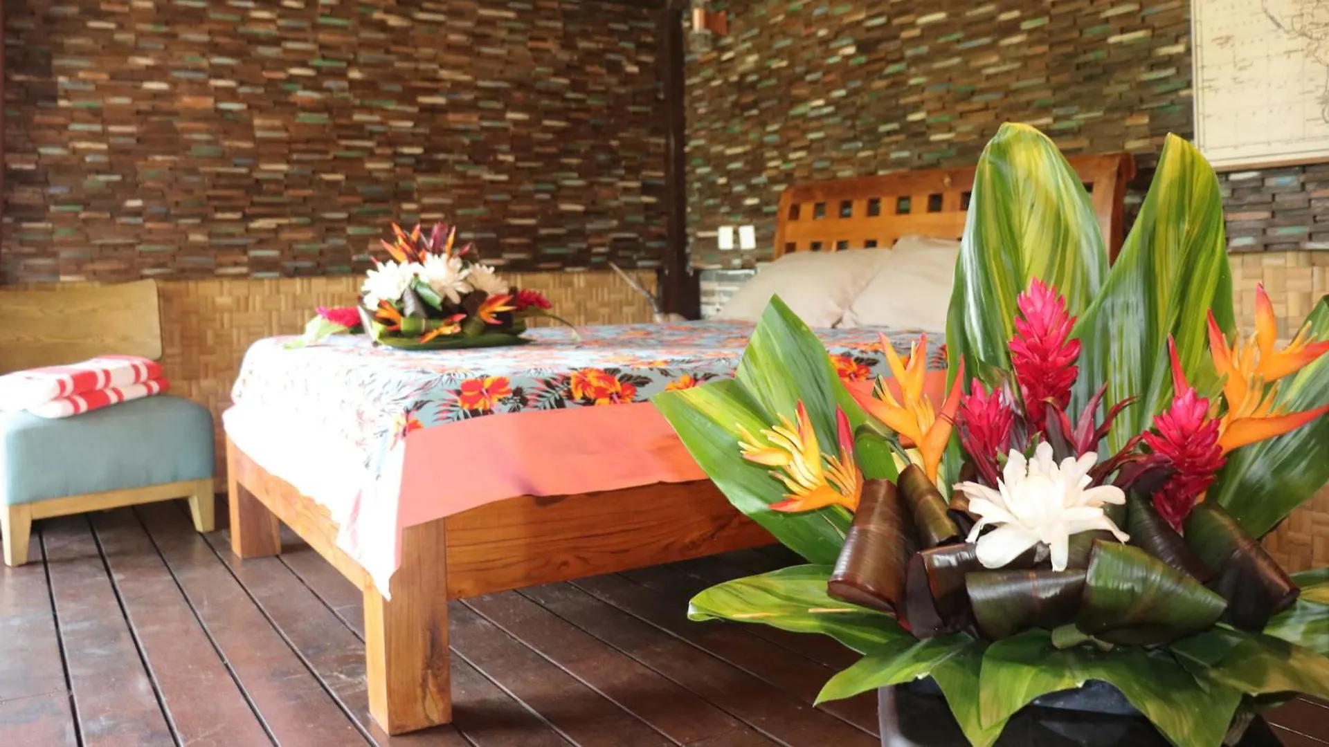 Kia Ora Lodge Afaahiti Hostel